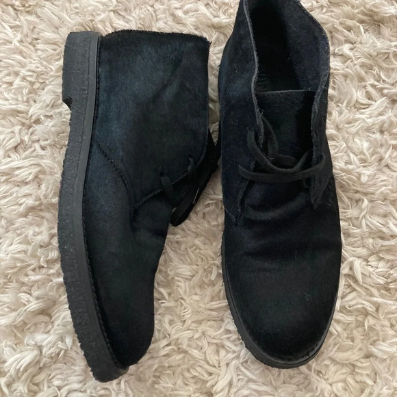 Vince Calf Hair Lace Up Ankle Booties Sz 38 NWOB - Picture 1 of 5